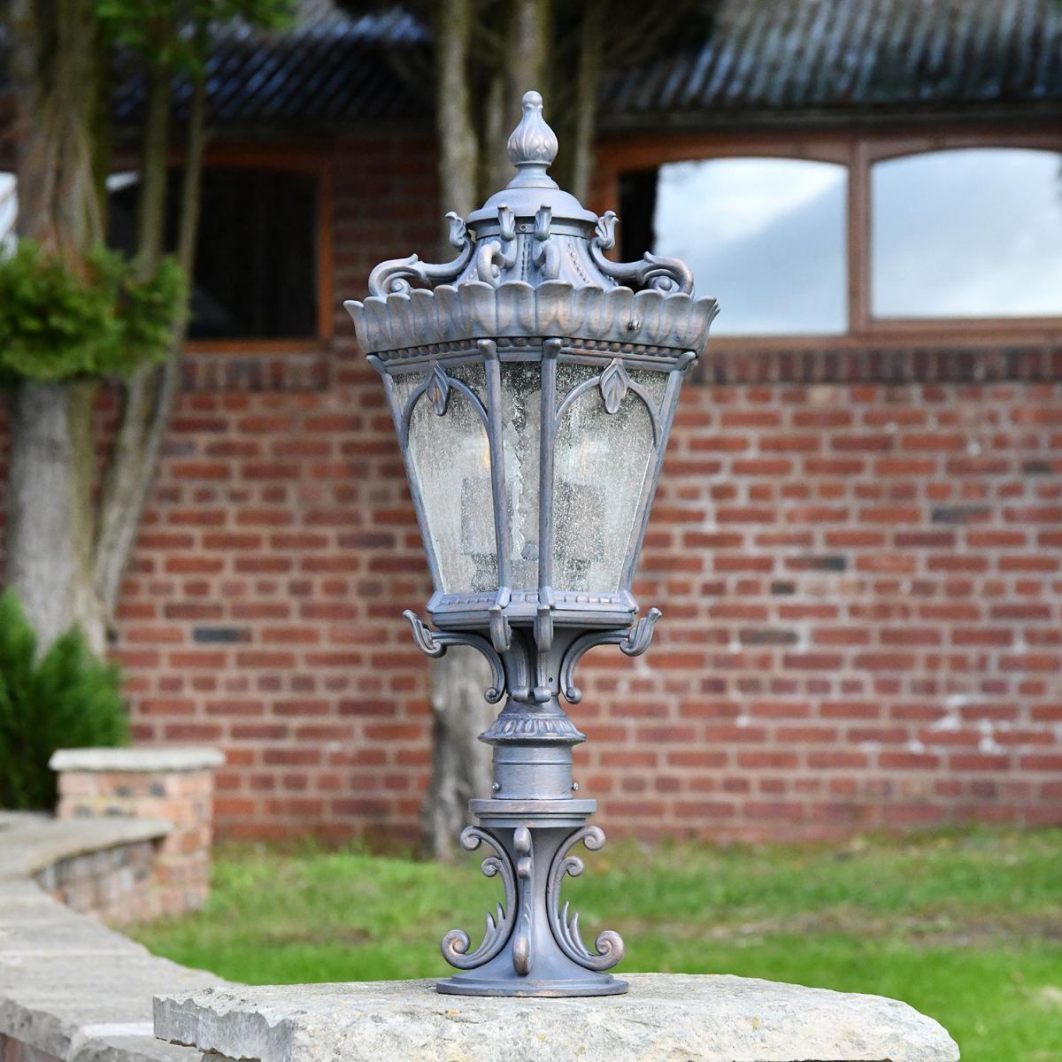 "Cotswold" Grand Ornate Gold Pillar Light in Situ Outdoors