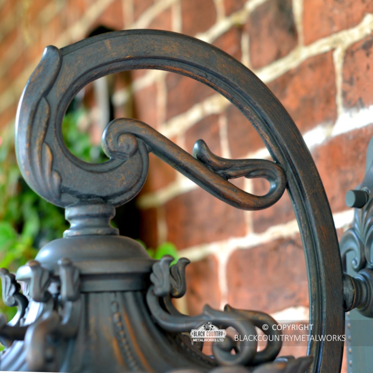 Close-up of the Top Fix Hanging Brakcet