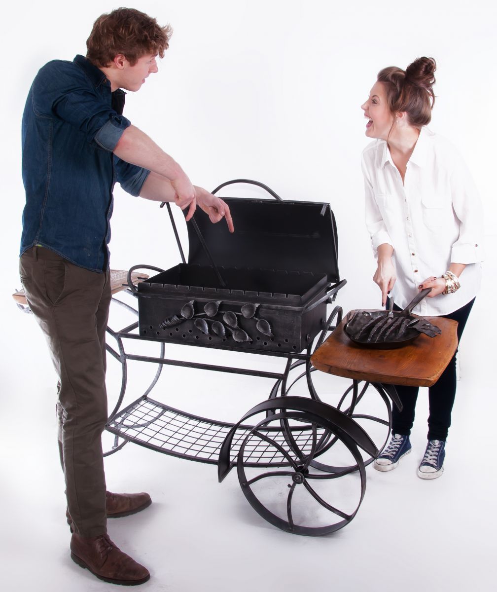 Barbeque with two wooden worktops with wheels