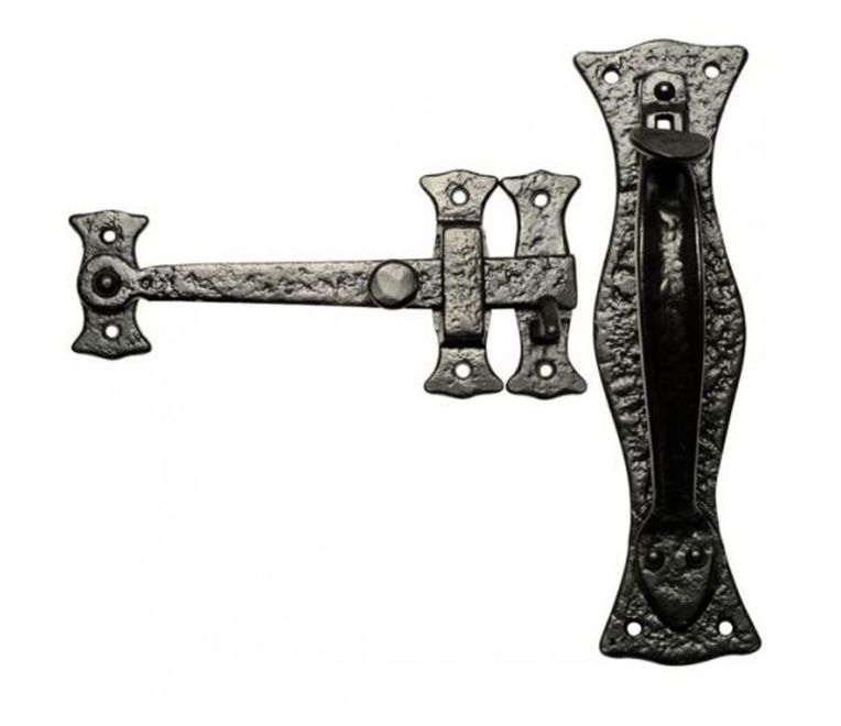 "Vespasian" Curved Cast Iron Hammered Thumb Latch Set
