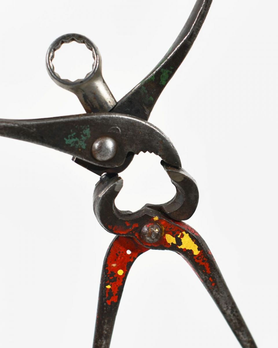 Close up of Recycled Metal "Danzatrice" Sculpture body Close up of Recycled Metal "Danzatrice" Sculpture body