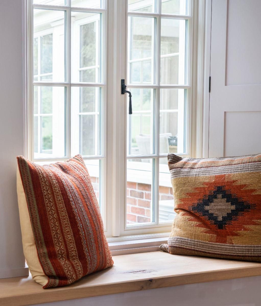 Dark Aged Copper Hammered Espag Window Handle - Right Handed in Situ Dark Aged Copper Hammered Espag Window Handle - Right Handed in Situ