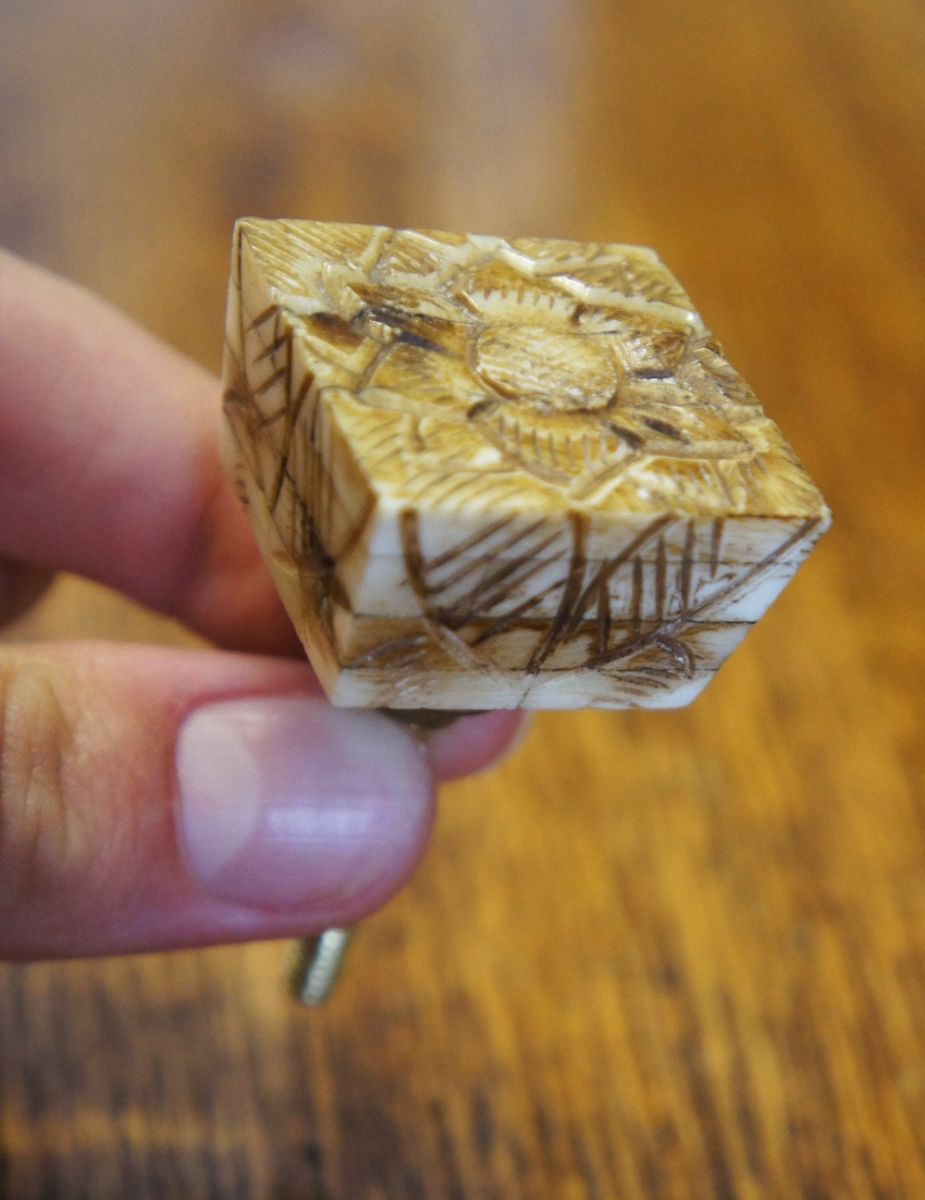 Brown Floral Cabinet Knob