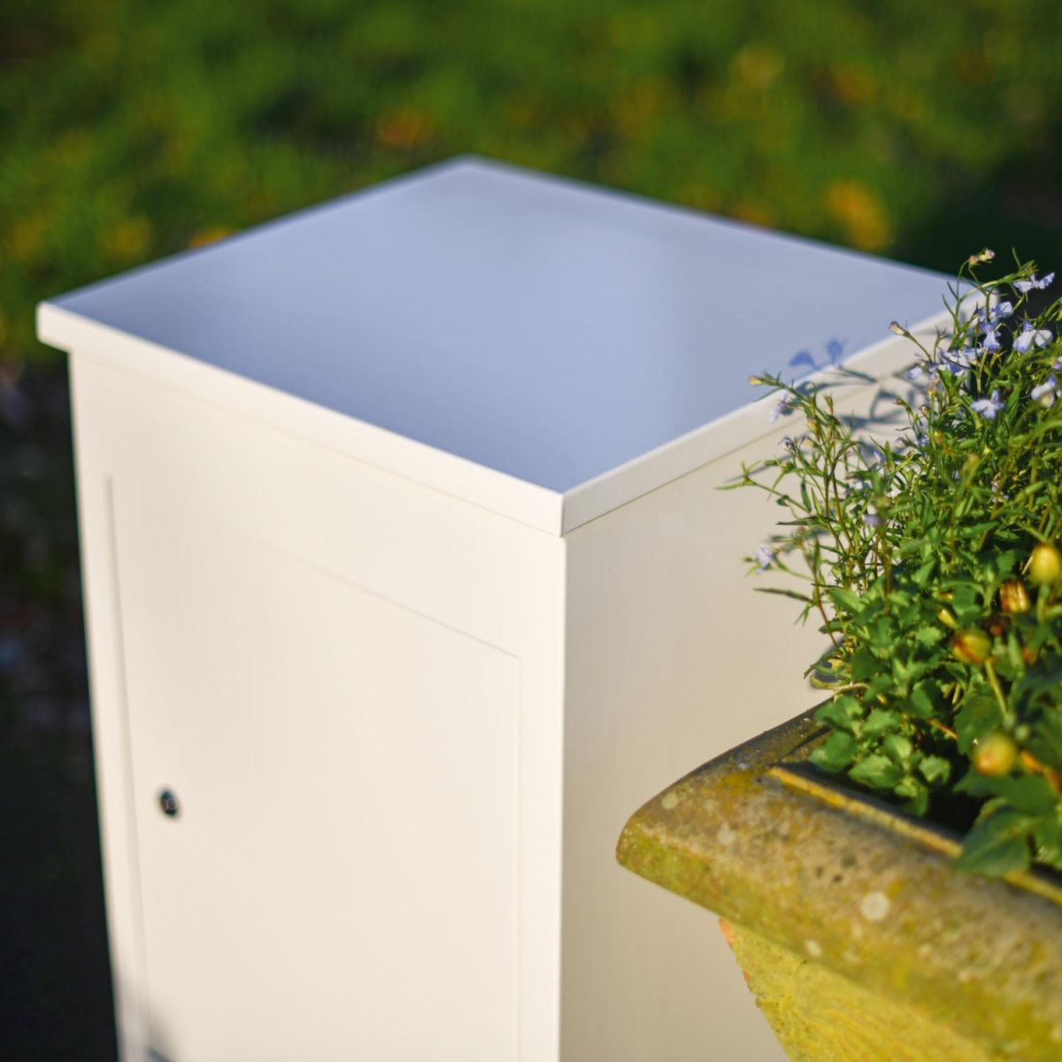 Deluxe White "Bexley" Free Standing Parcel Box in Situ Deluxe White "Bexley" Free Standing Parcel Box in Situ