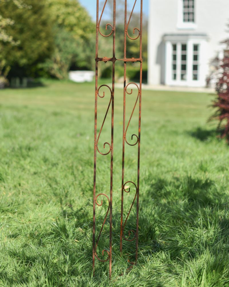 Close Up Details On The Traditional Rustic Rose Arch