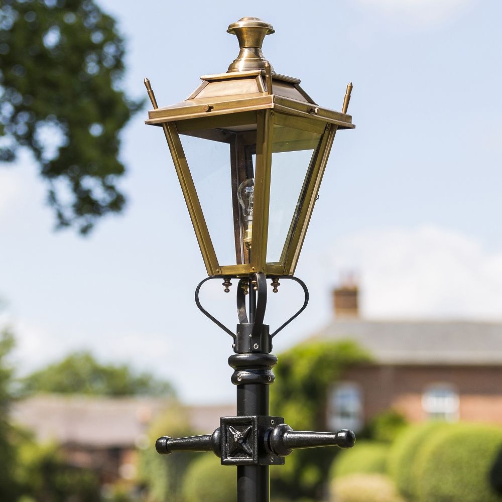 Antique Brass Dorchester Lamp Post & Lantern Set 2.3m Antique Brass Dorchester Lamp Post & Lantern Set 2.3m