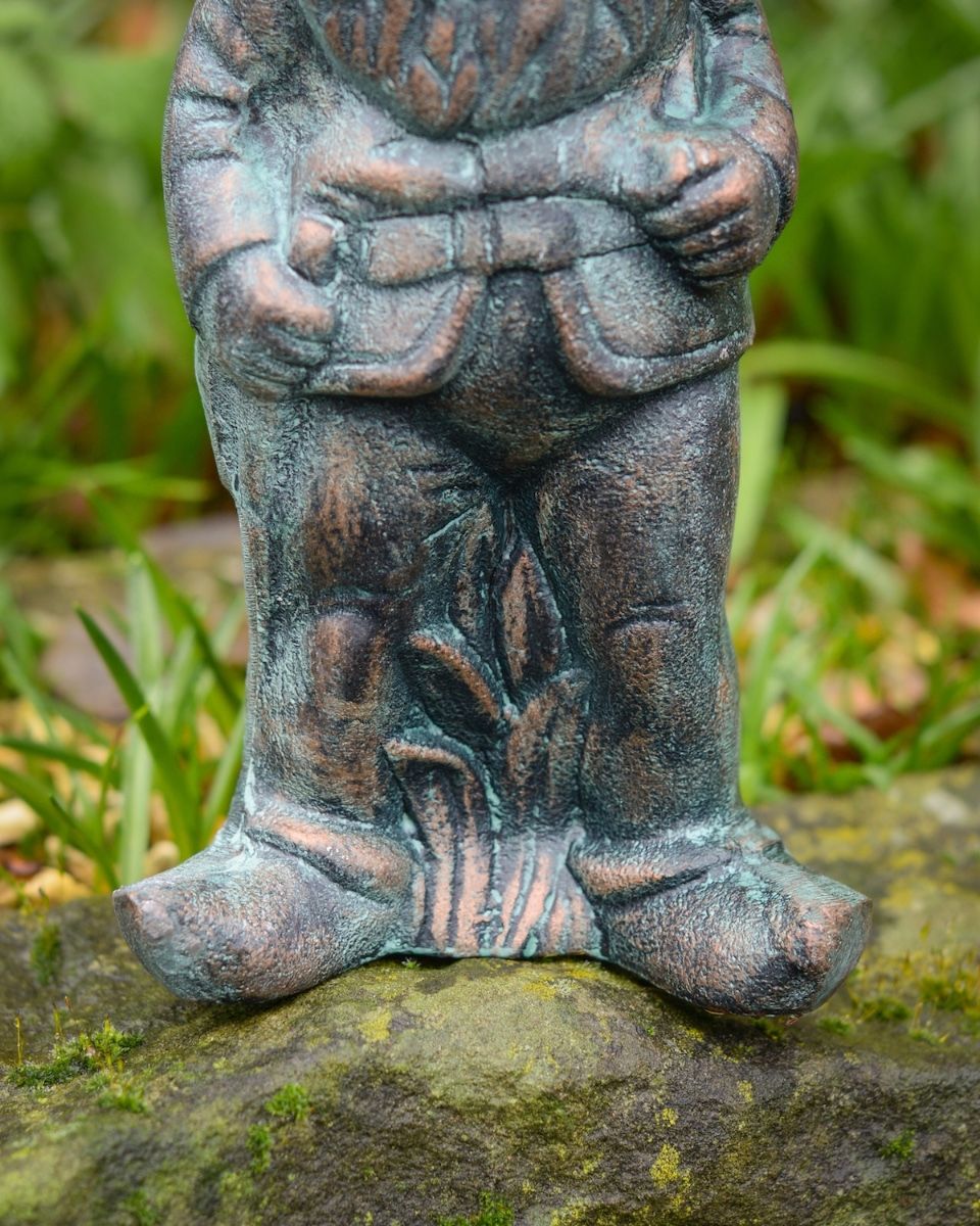 Digital illustation of ‘Podge’ the Small Garden Gnome in Cast Aluminium - Verdigris close up of base