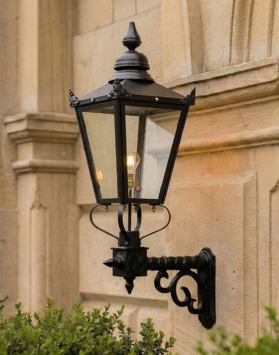 Digital Illustration of the 115 x 51cm Victorian Lantern on Royale Bracket Mounted on aTraditional Sandstone Building Entrance