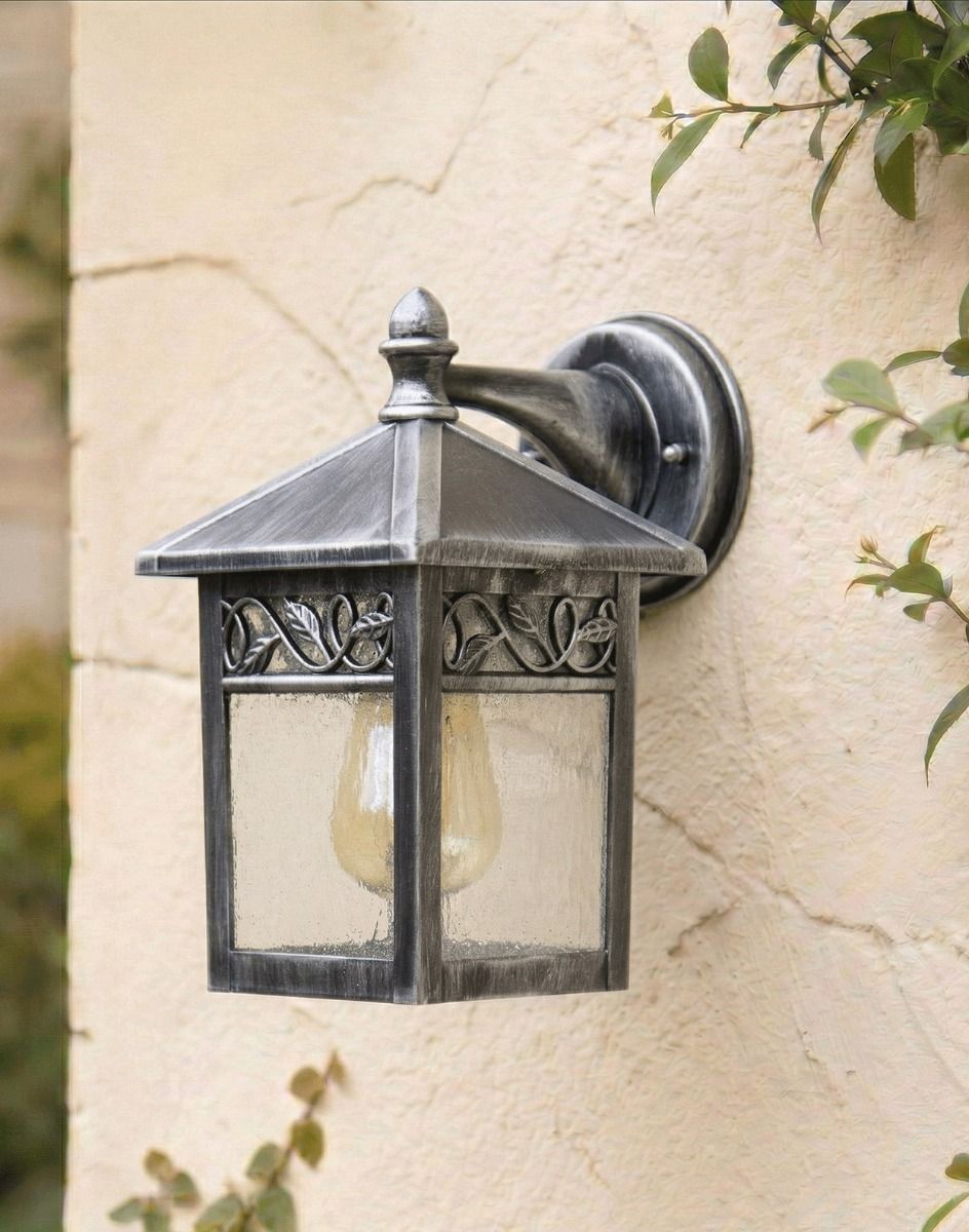 Digital Illustration of the "Thetford" Traditional Wall Lantern Mounted on a Cream Coloured Building