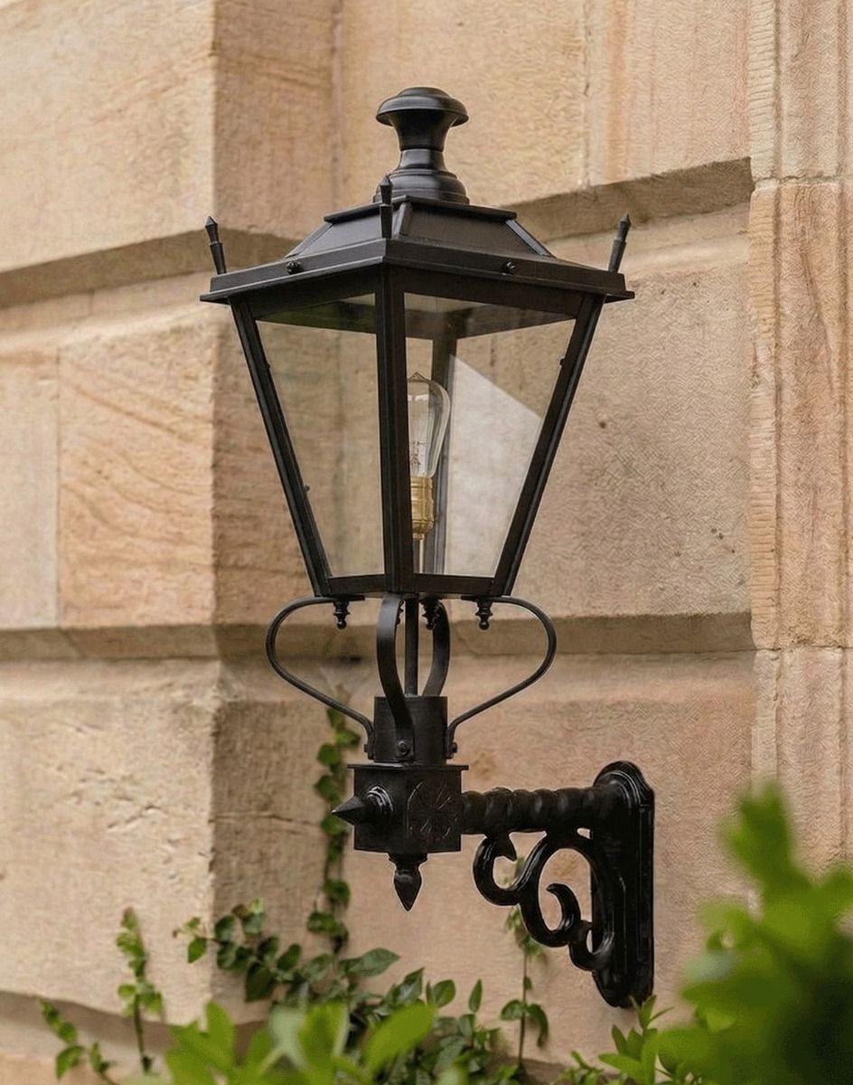 Digital Illustration of the 84 x 37cm Black Dorchester Lantern on a Royale Bracket Mounted on a Sandstone Brick Entranceway