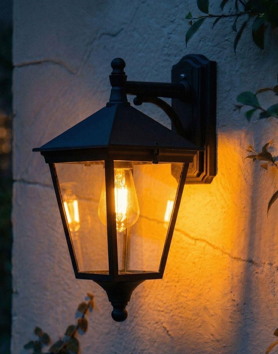 Digital Illustration of the "Gledstone" Traditional Top Fix Wall Lantern Lit up at Night