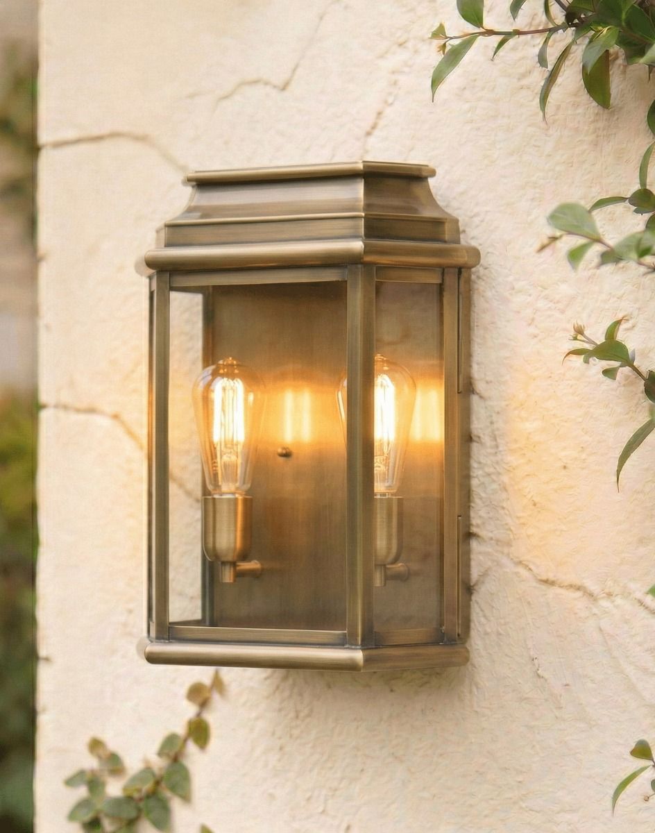 Digital Illustration of the "Osterley" Traditional Double Wall Lantern Mounted on a White Coloured Building Wall