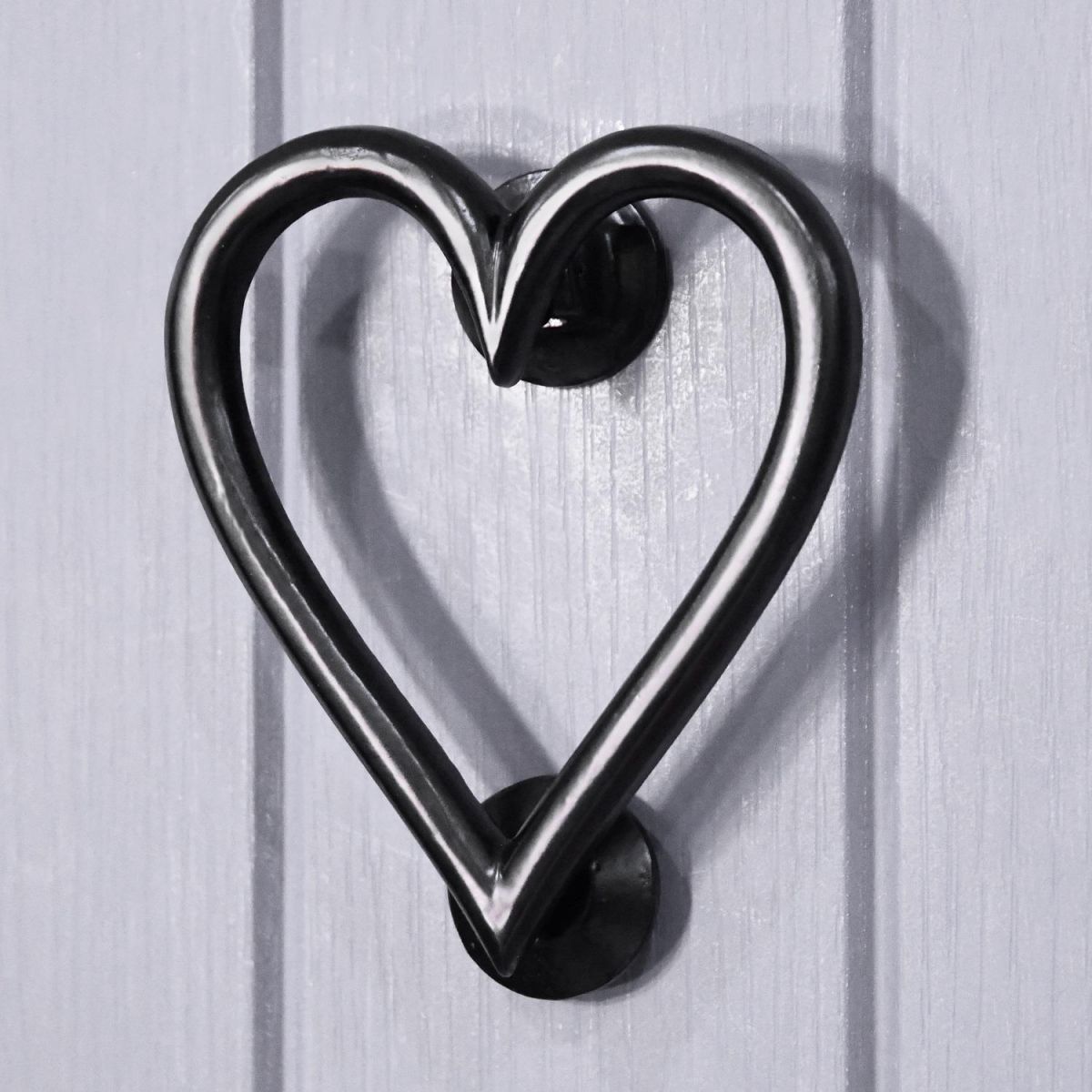 Black Iron Heart Door Knocker 