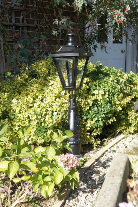 Black Dorchester Driveway Light 105cm