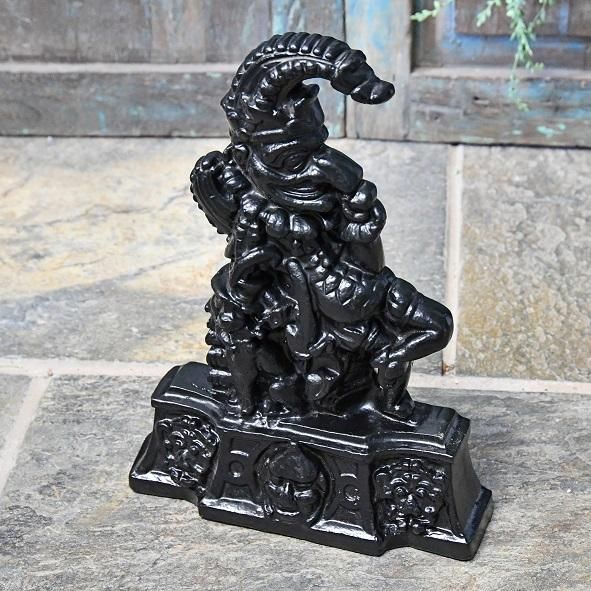 Punch & Judy Door Porter