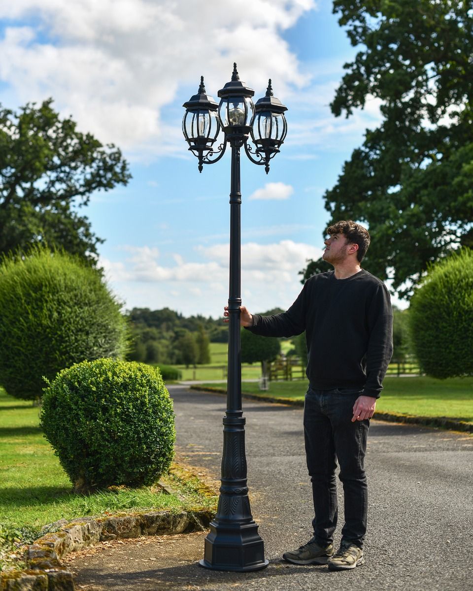 "Lady Blakemore" Triple-Headed Globe Lamp Post to Scale "Lady Blakemore" Triple-Headed Globe Lamp Post to Scale