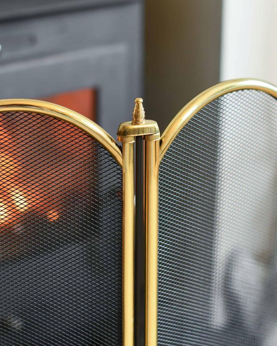 Close-Up of Dynasty Four Fold Fire Screen in Polished Brass Close-Up of Dynasty Four Fold Fire Screen in Polished Brass
