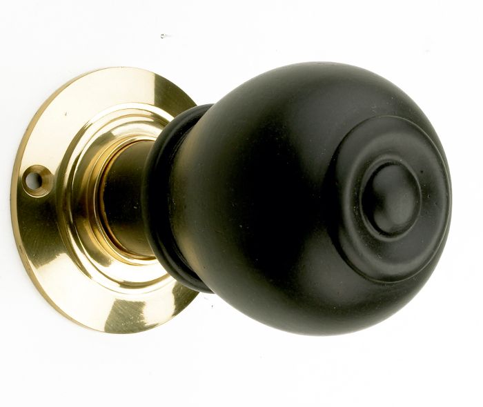 "Midengrove" Cast Iron Door Restoration Kit