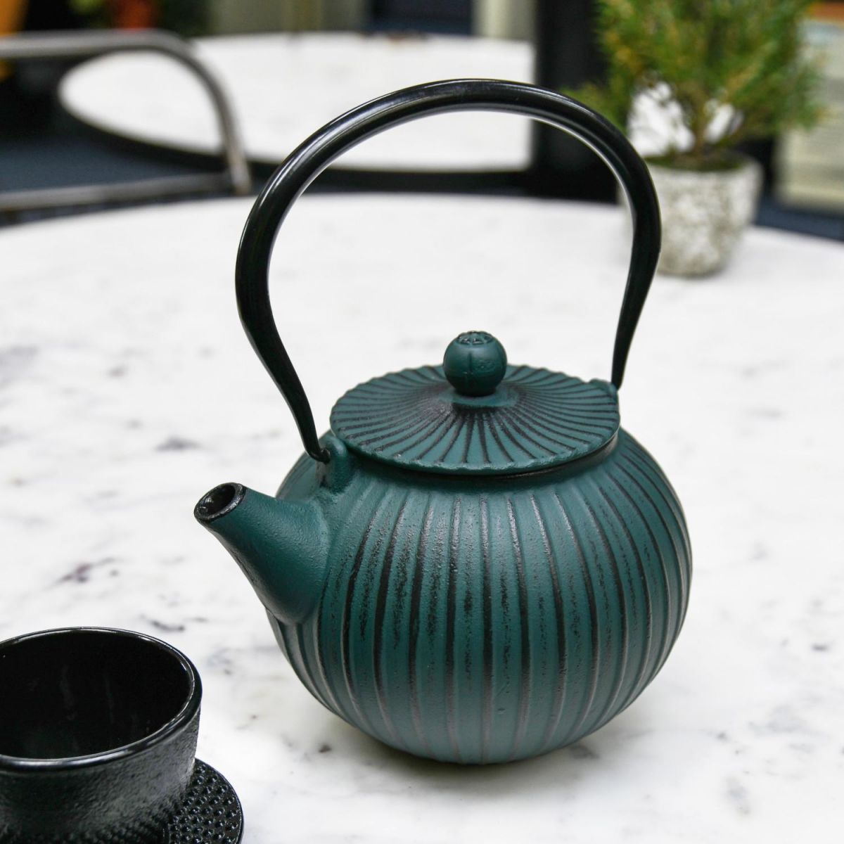 "Farleigh" Green Cast Iron Japanese Teapot 
