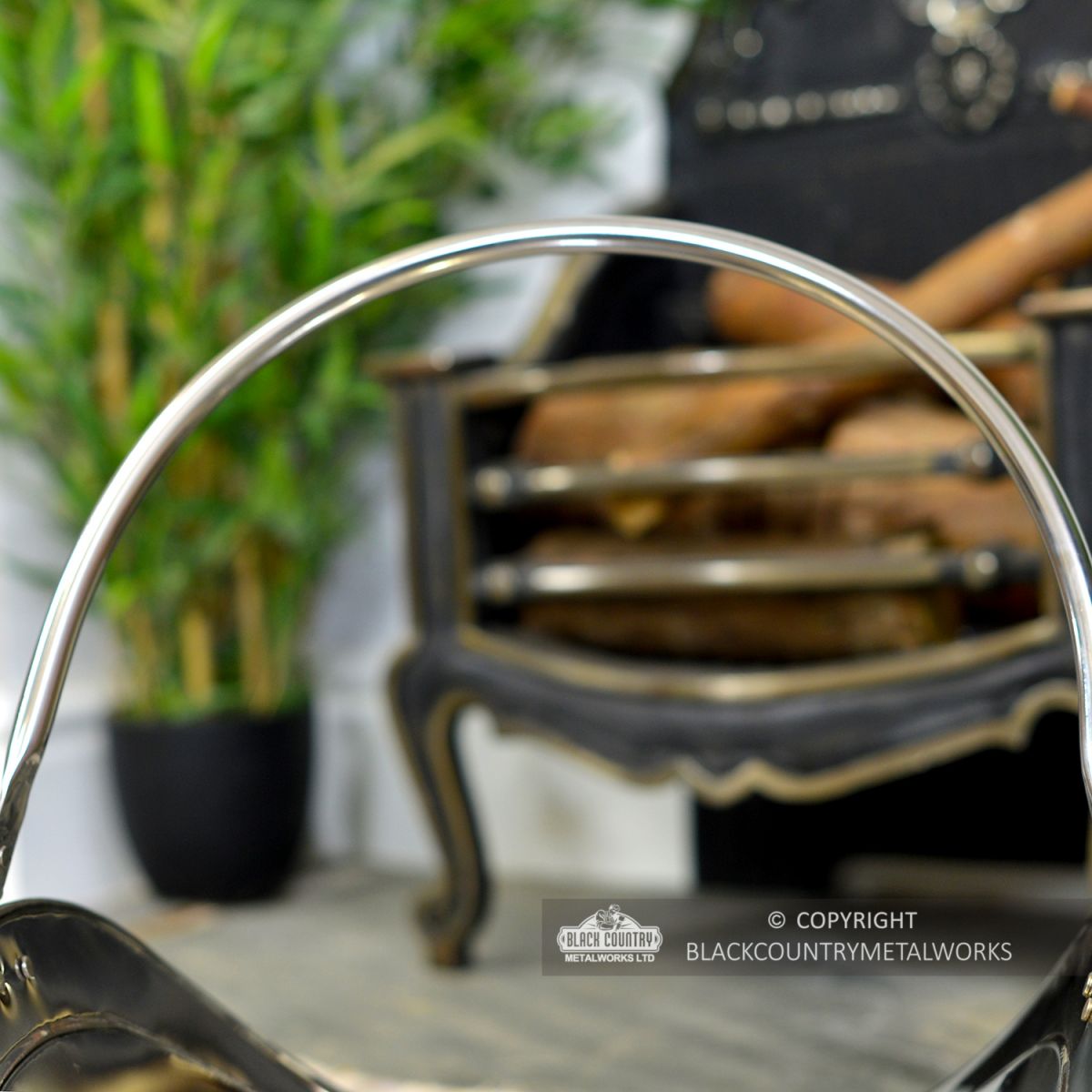 Top Carry Handle on the Log Basket