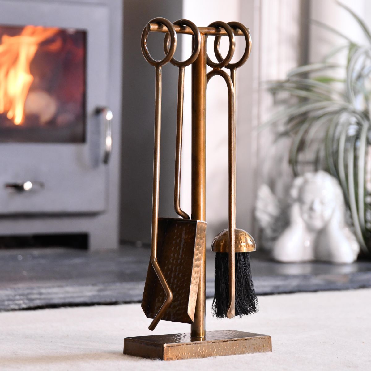 Midleton Hammered Antique Brass Companion Set in Situ 