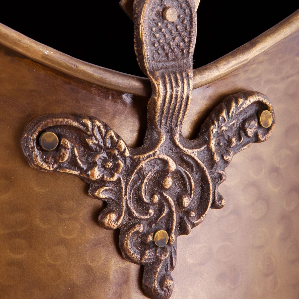 "Highham Square" Antique styled coal scuttle or bucket