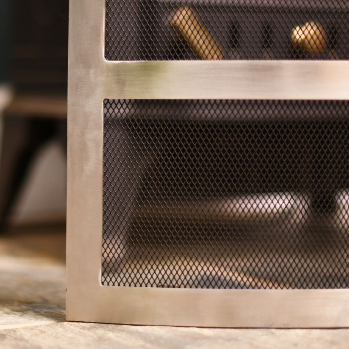 Base of curved fireguard