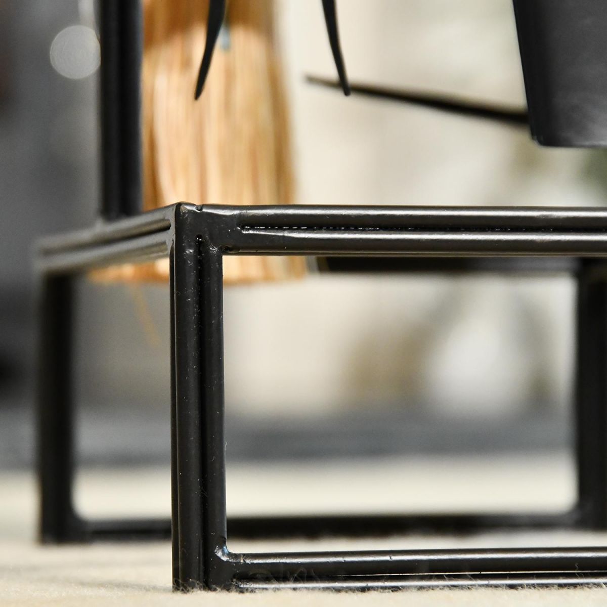 Close up of Deluxe Iron Companion Set Base