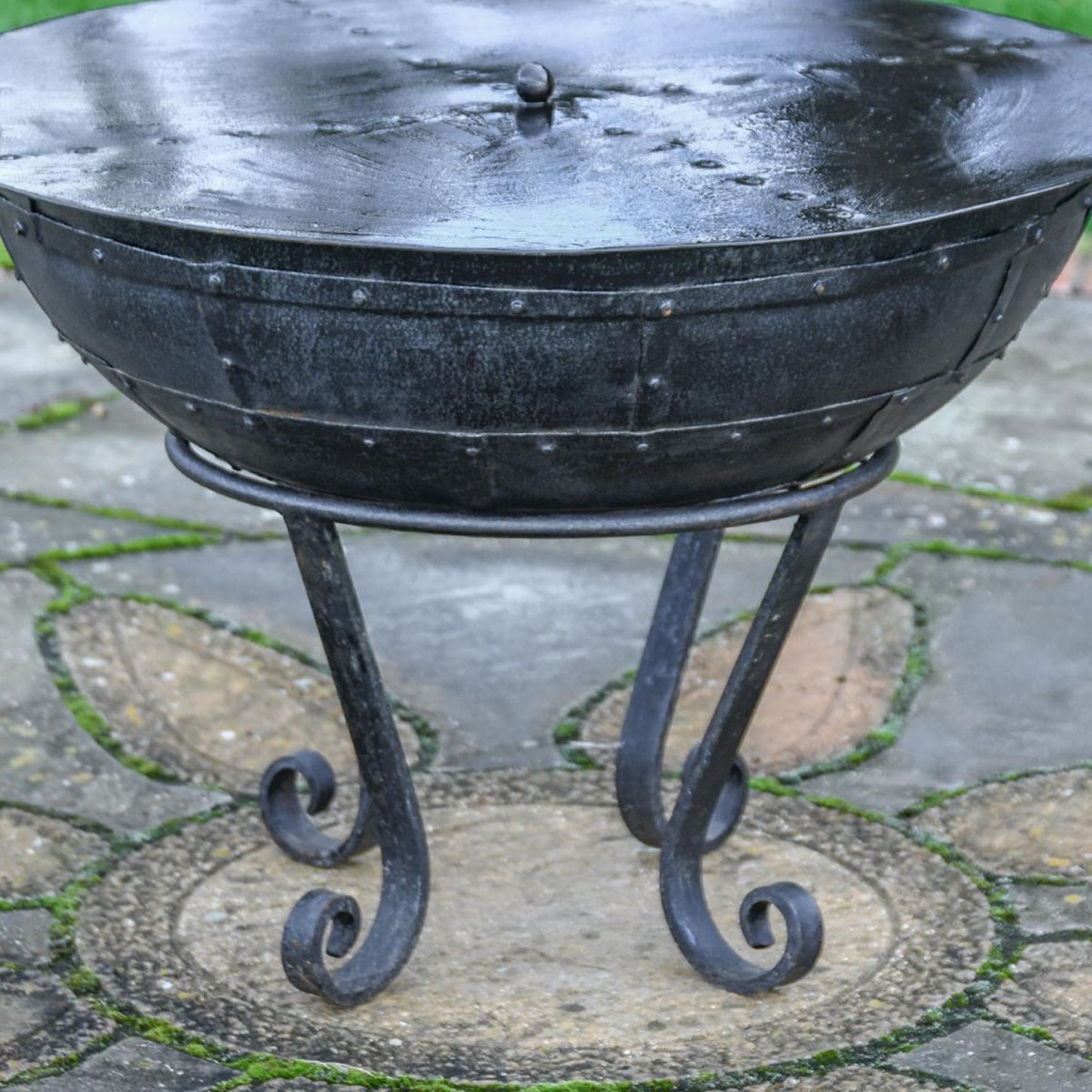 Close up of Kadai Bowl Stand, Bowl and Lid 