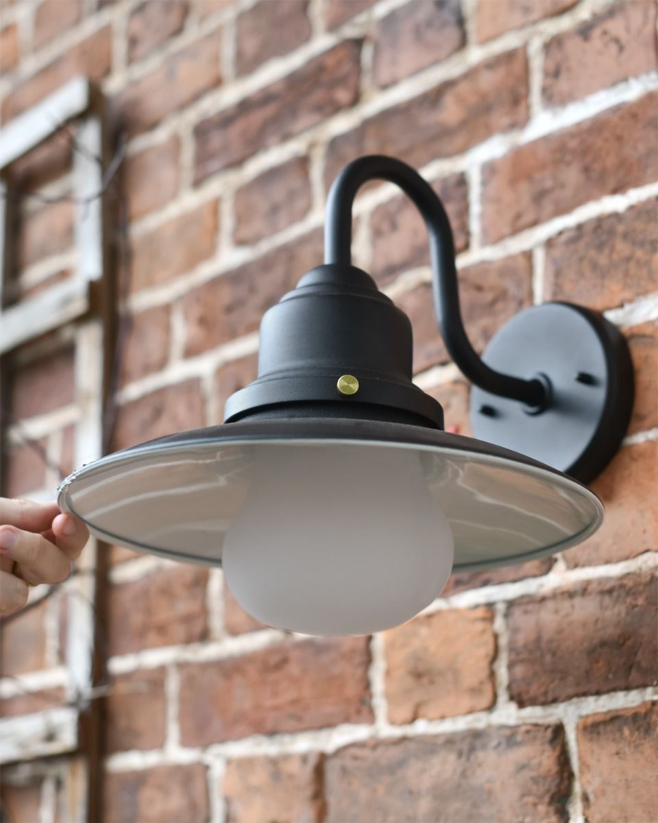 Fishermans Wall Light Scale Shot 