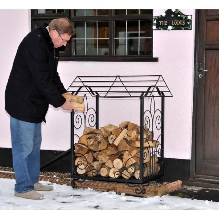 Fleur-de-lys Design Log Store to Scale