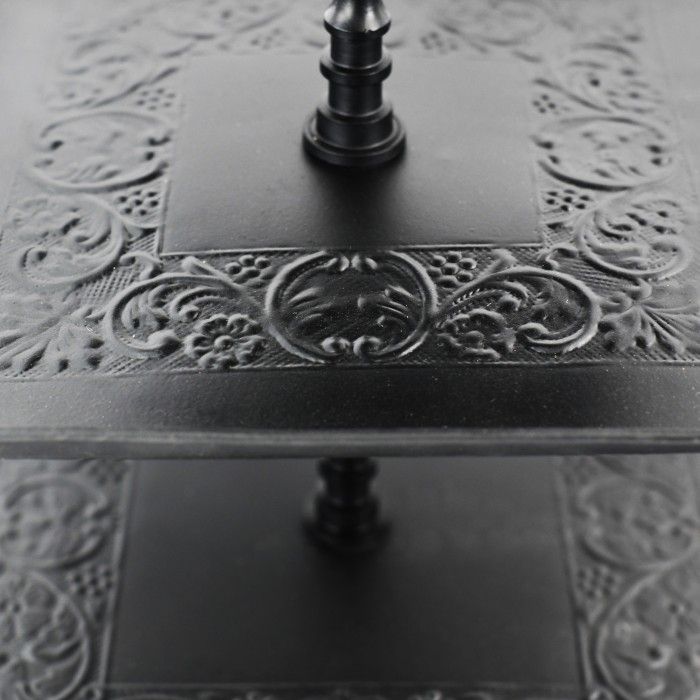 Detailing on the Black Three Tier Cake Stand