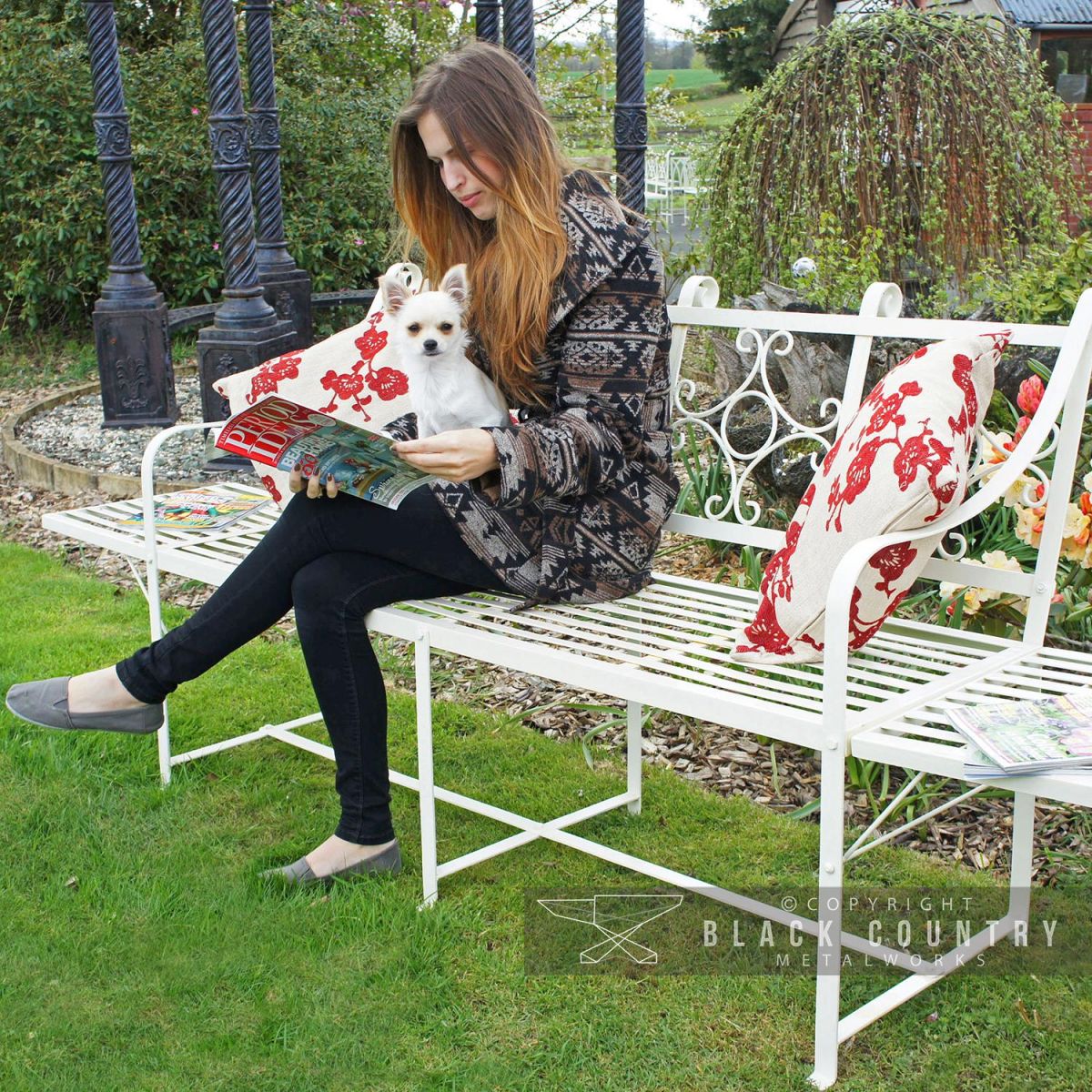 "Pegasus" Garden Bench to Scale