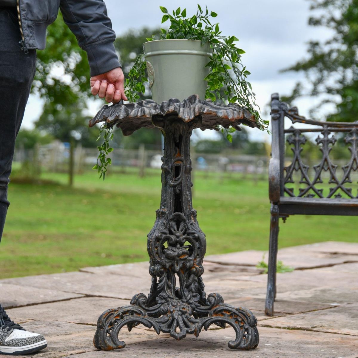 Aged Black Vintage Gothic Side Table Aged Black Vintage Gothic Side Table