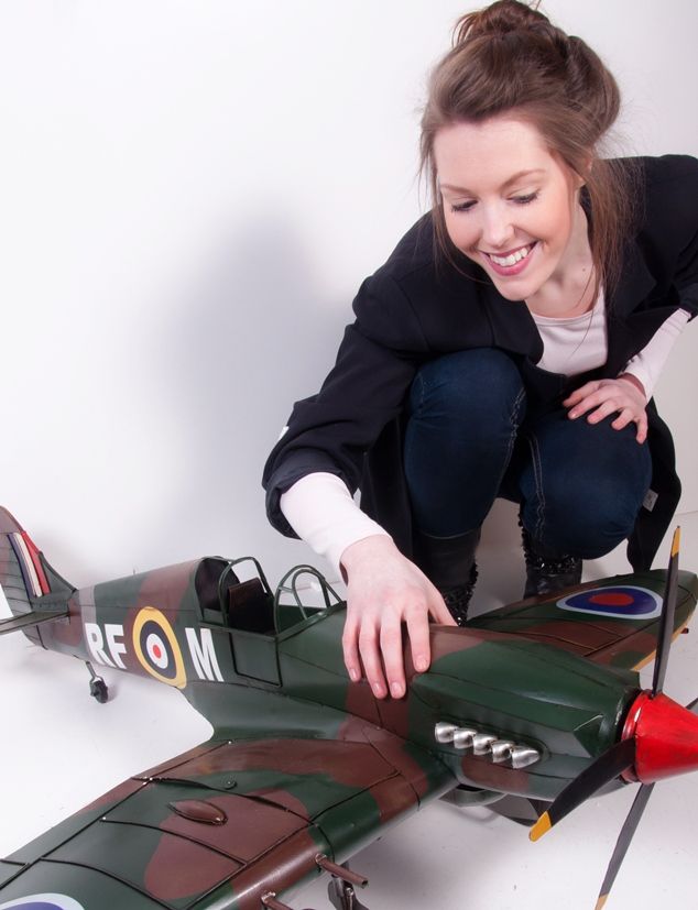 Replica Model RAF Supermarine Spitfire  Replica Model RAF Supermarine Spitfire