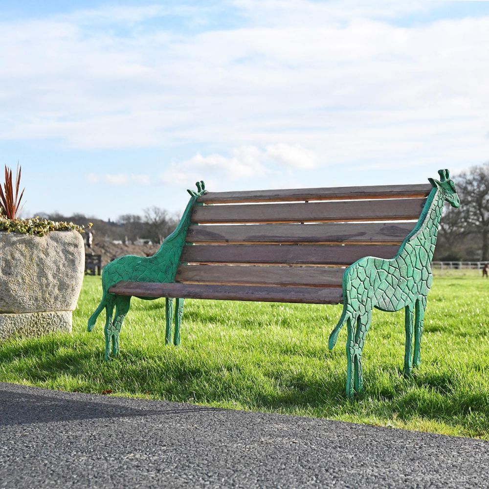 "Gambhira" Giraffe Garden Bench 