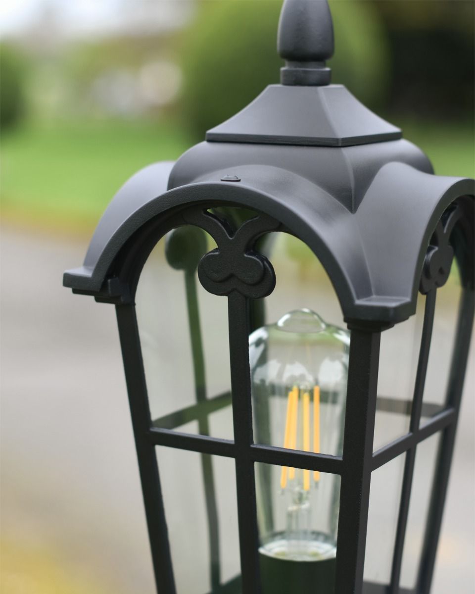 Arched Roof on Pillar Light  Arched Roof on Pillar Light