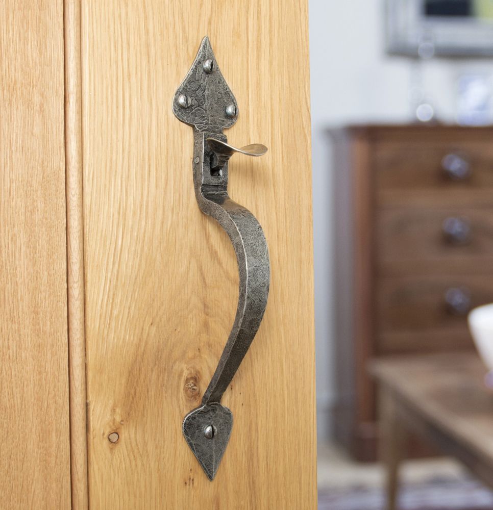 Gothic Style Pewter Thumb Latch Gothic Style Pewter Thumb Latch