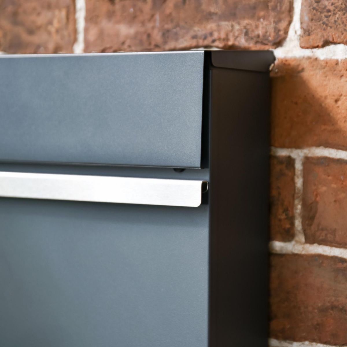 Close-Up of Matte "Granite Grey" Finish