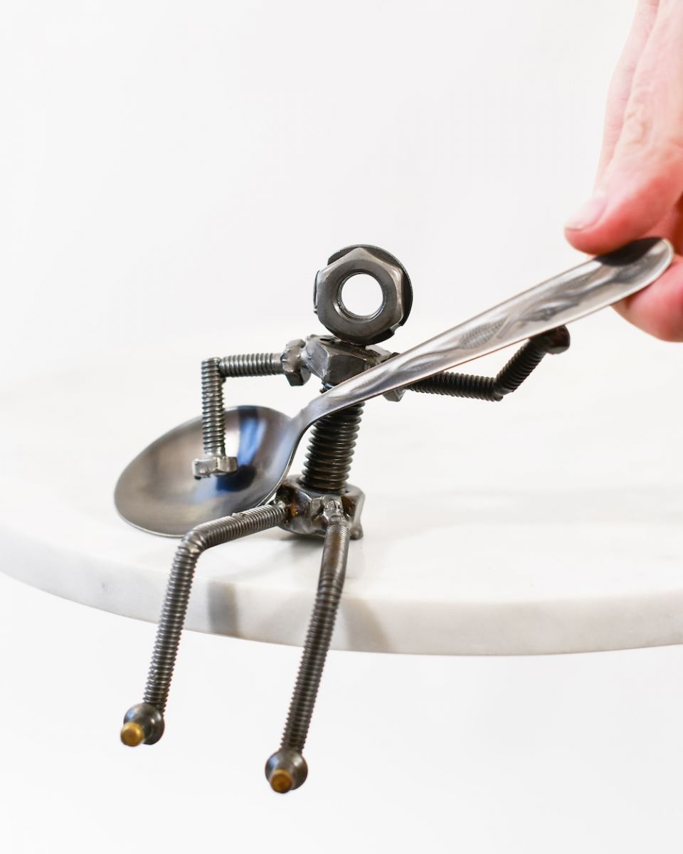 Scale image of recycled metal art sculpture Scale image of recycled metal art sculpture