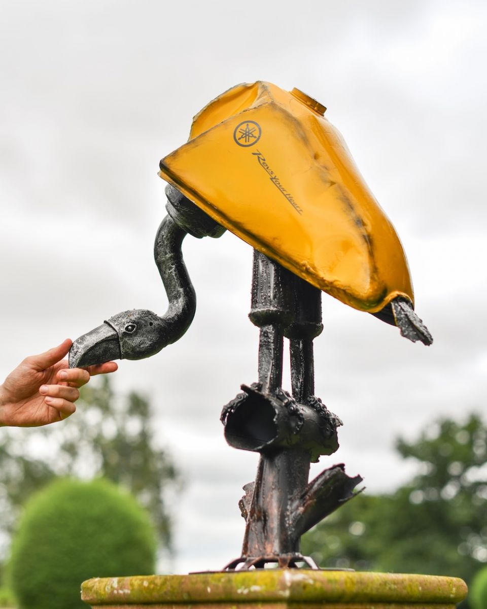 Scale image of recycled metal vulture sculpture Scale image of recycled metal vulture sculpture