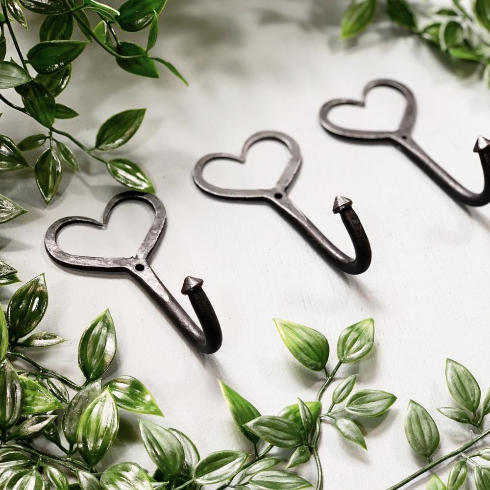 Heart-Shaped Coat Hooks (Set of 3)