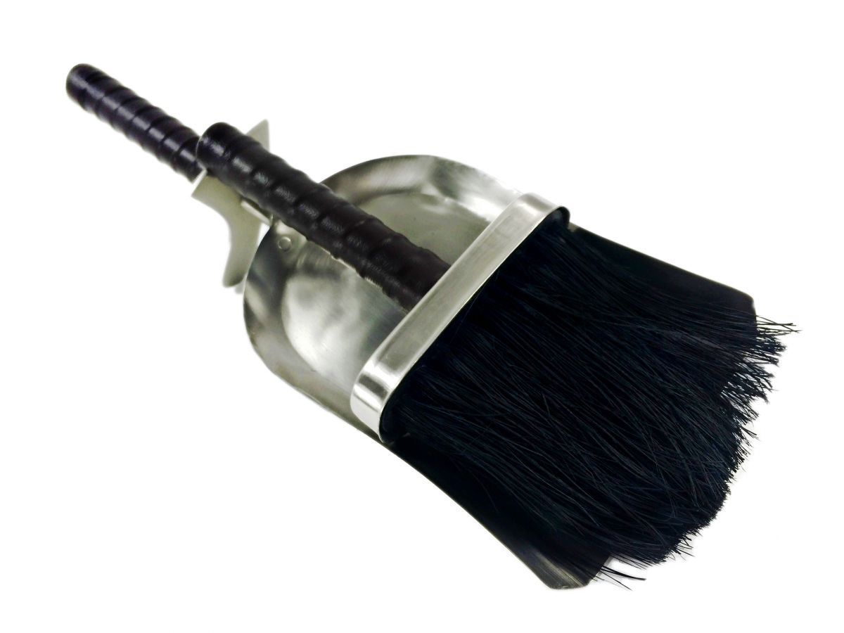 "Hinkryn Avenue" Brush & Shovel Set