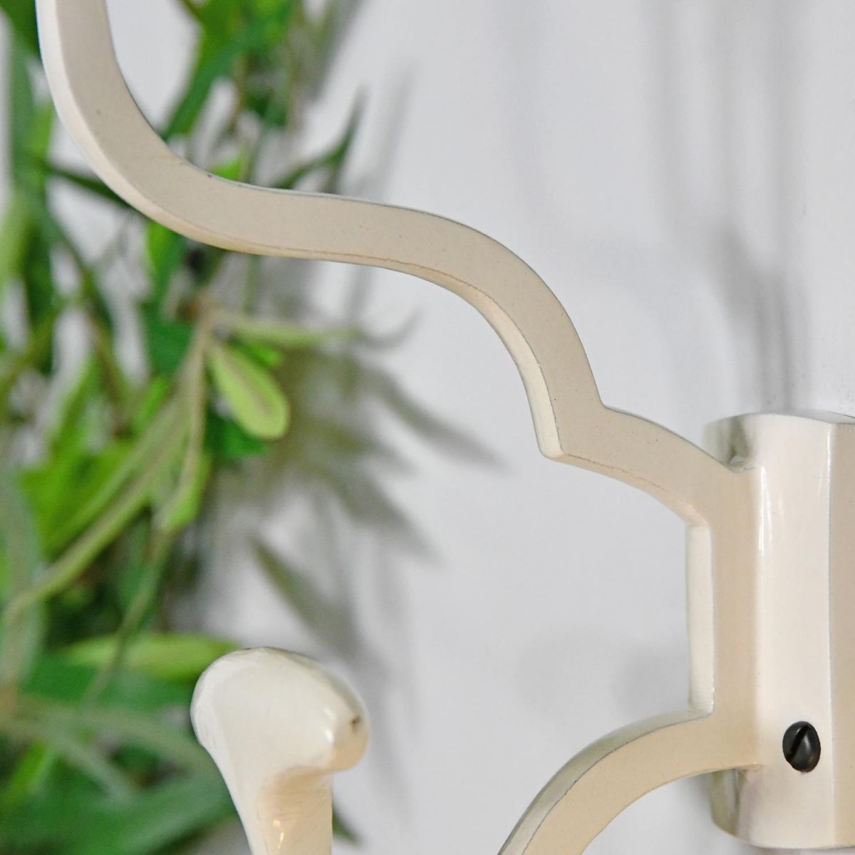 Close up of "Madame Anouk" Cream Hook 