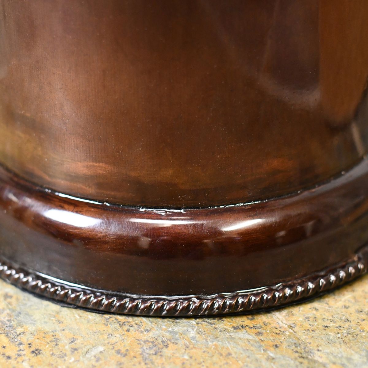 Close up of rope design base