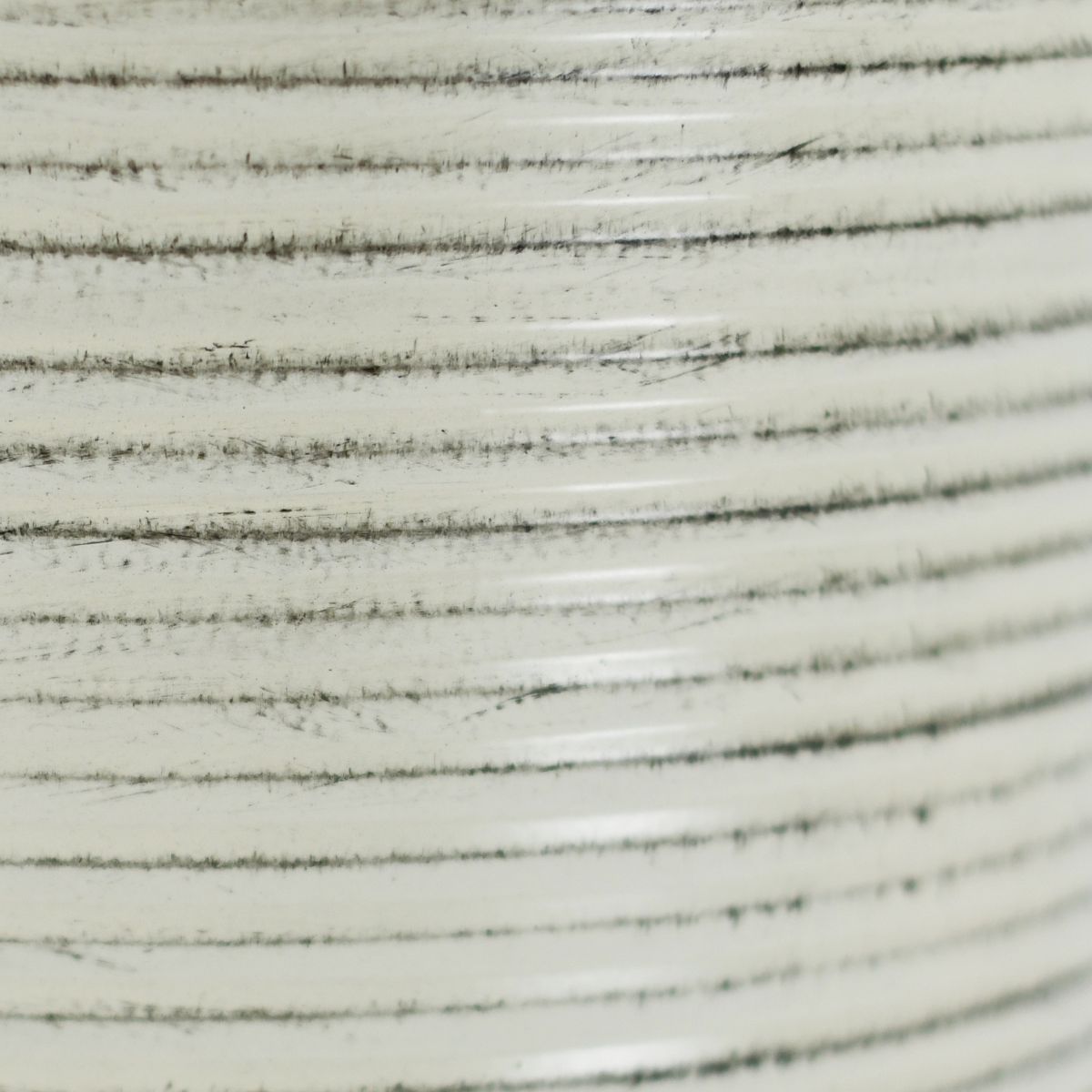 detailed image of finish on bucket