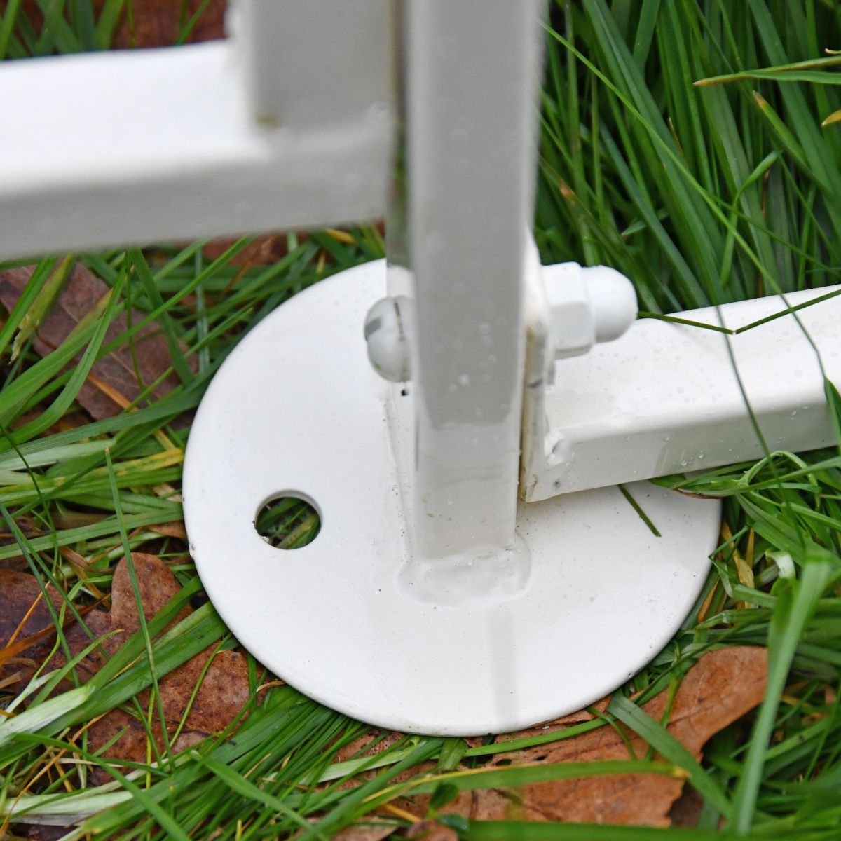 Close up of framework 