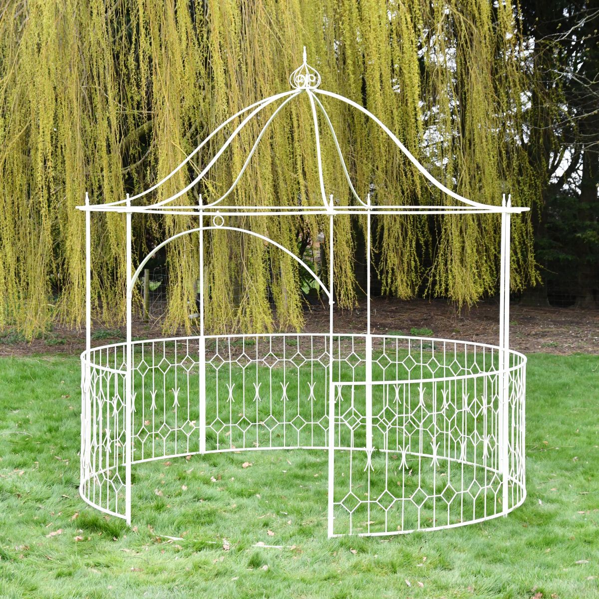 The Countess Gazebo in full 