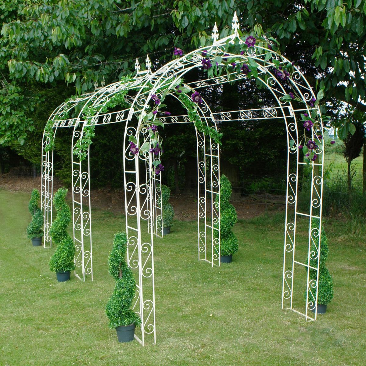 Willow winds garden pathway rose arch (3 Arches)
