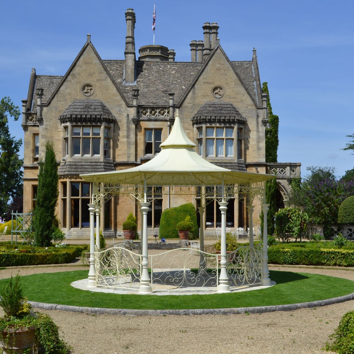 Bandstand outside Manor House